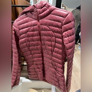 Lululemon purple puffer coat